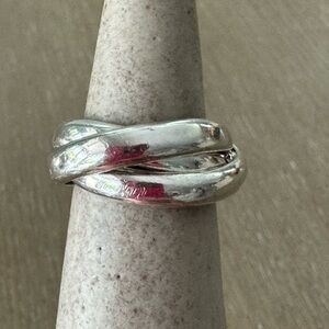 Sterling Silver Trinity Ring approximately Sz 7